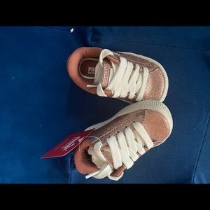 Kids pink glitter Puma sneakers size 4